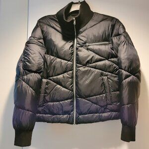 Bernardo Bernie Quilt Cropped Puffer Jacket